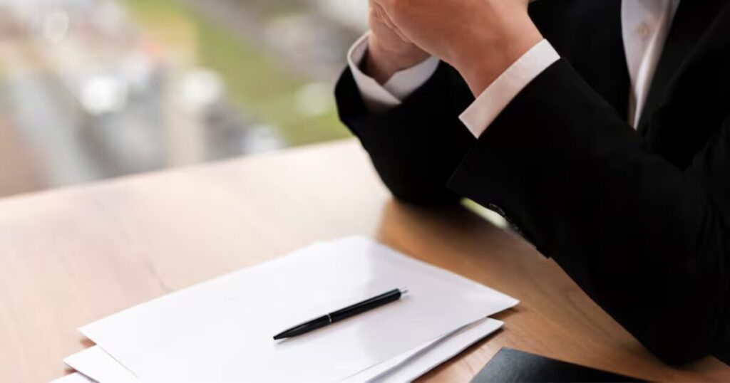 看護師が退職を言いにくい理由と伝え方｜引き止め対策・例文つき